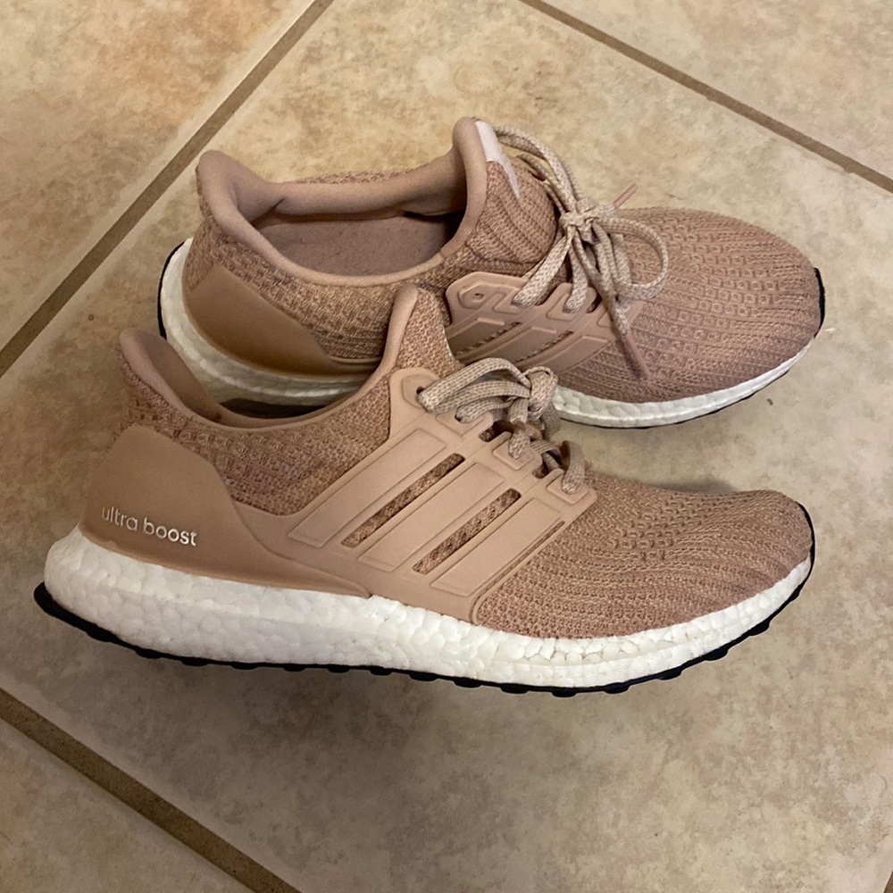 Women’s adidas ultra boost size 6.5